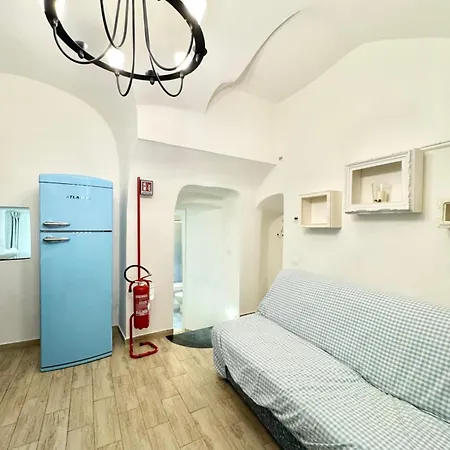 Apartment Hostdomus - La Casa Tra Ulivi E Storia Toirano