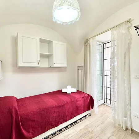 Apartment Hostdomus - La Casa Tra Ulivi E Storia Toirano