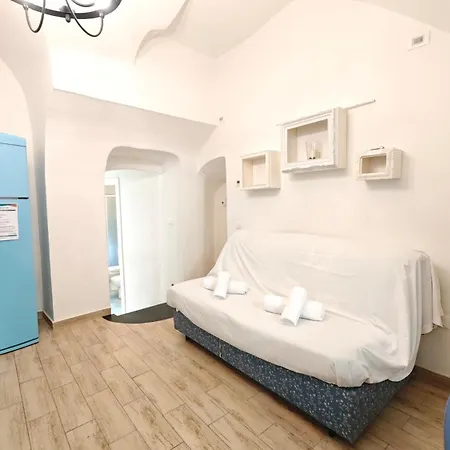 Hostdomus - La Casa Tra Ulivi E Storia *