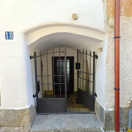 Hostdomus - La Casa Tra Ulivi E Storia *