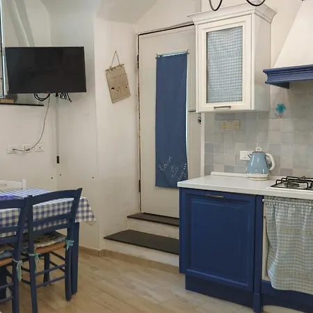 Hostdomus - La Casa Tra Ulivi E Storia Lejlighed Toirano