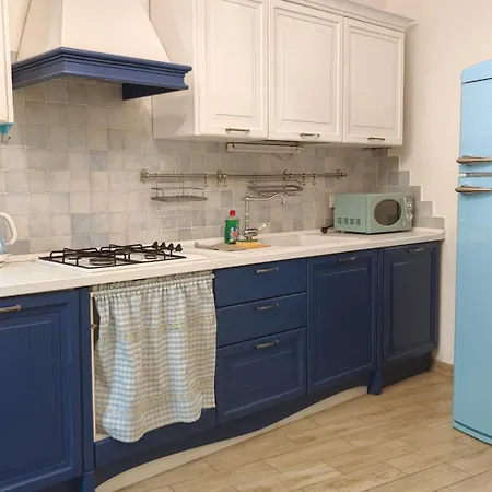 Hostdomus - La Casa Tra Ulivi E Storia Тойрано